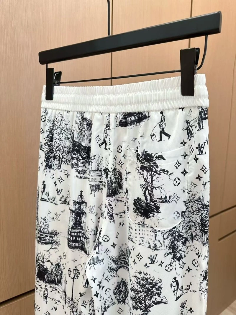 ZipUp Louis Vuitton Long Pants 131396