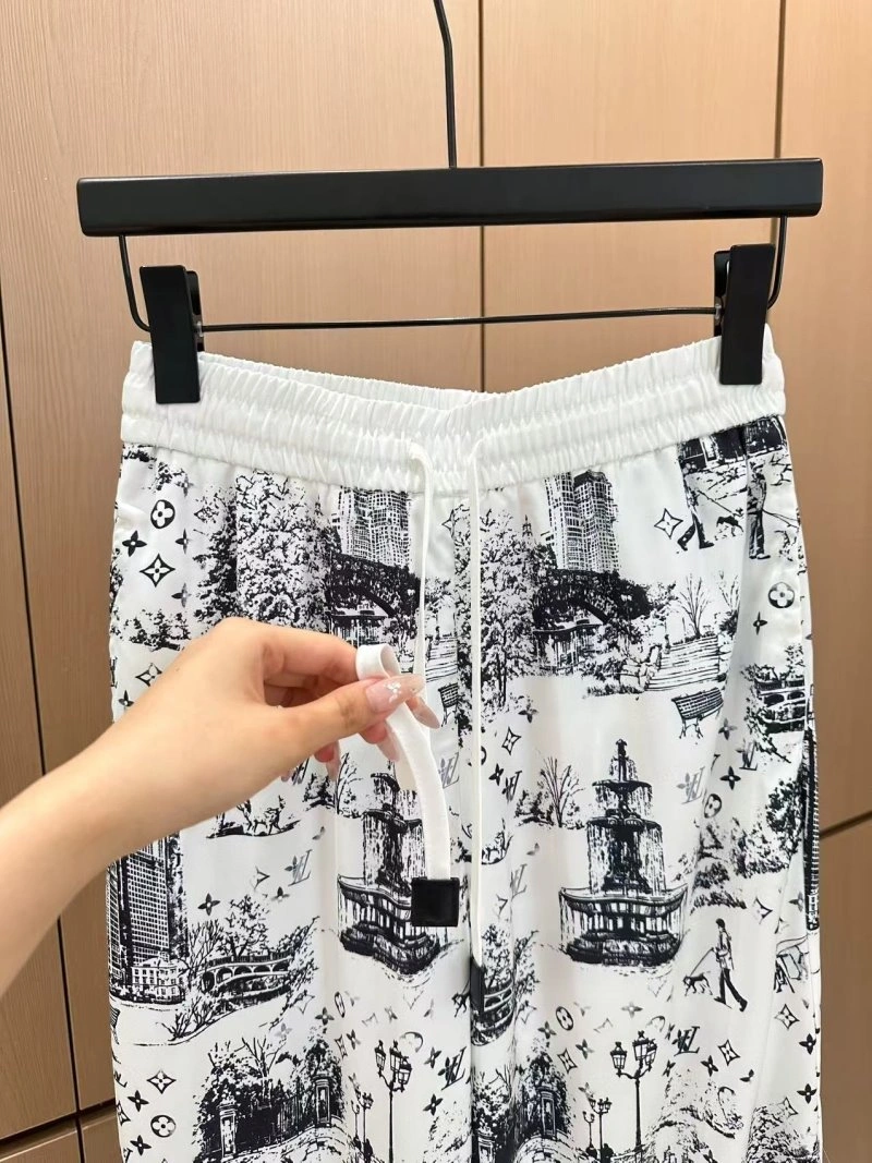 ZipUp Louis Vuitton Long Pants 131396