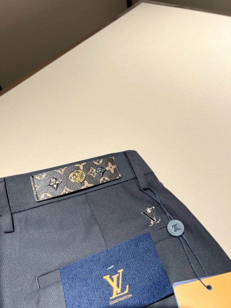 Louis Vuitton Long Pants Stretchable 134010