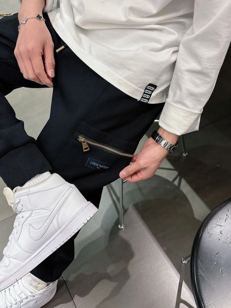 Sporty Louis Vuitton Long Pants 134014