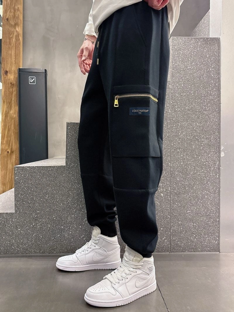 Sporty Louis Vuitton Long Pants 134014
