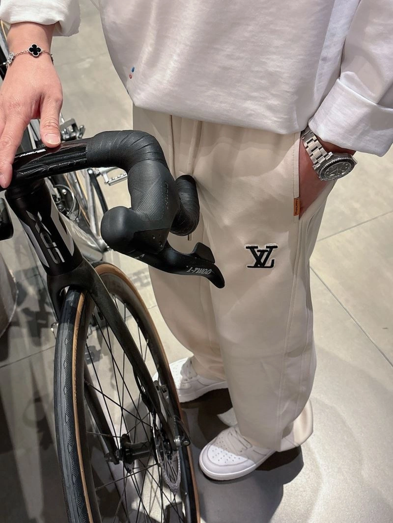 Louis Vuitton Long Pants Neat 134038