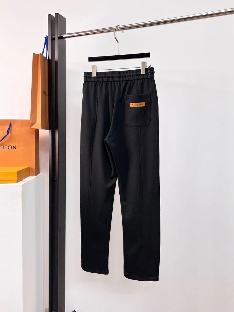 Snug Louis Vuitton Long Pants 134033