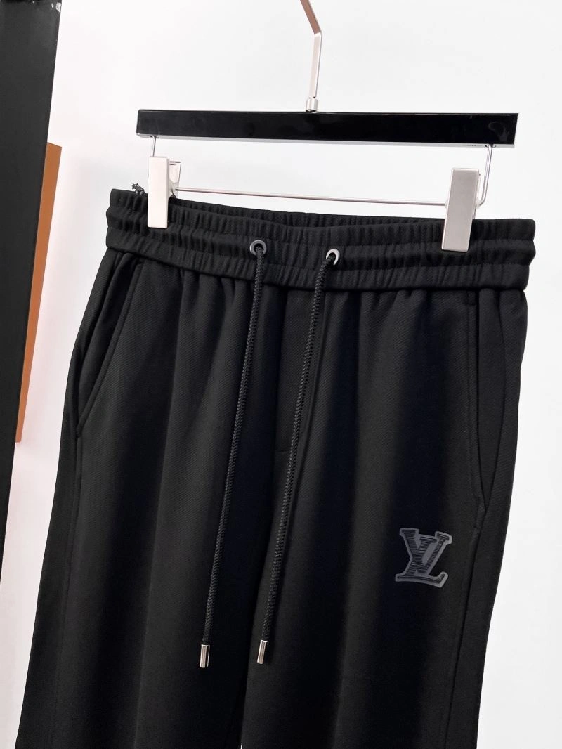 Snug Louis Vuitton Long Pants 134033
