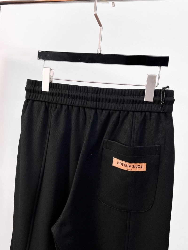Snug Louis Vuitton Long Pants 134033