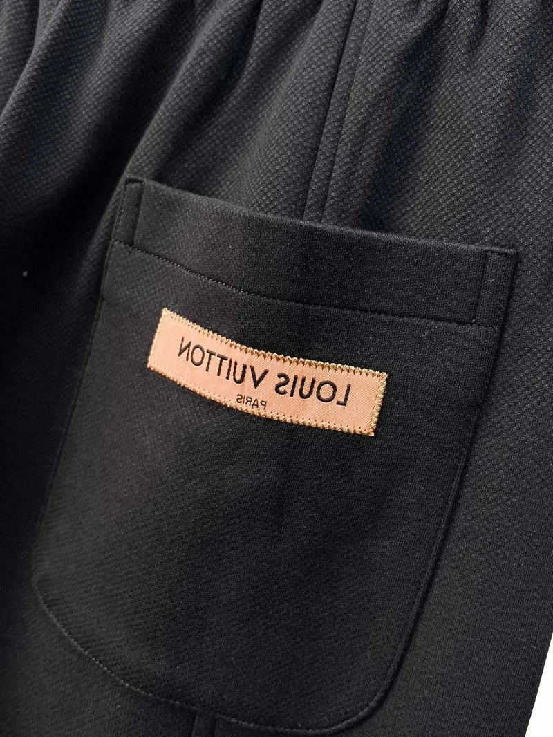 Snug Louis Vuitton Long Pants 134033