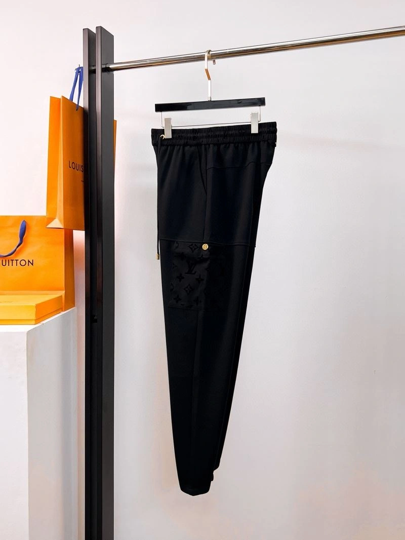 Louis Vuitton Long Pants WellDesigned 134005