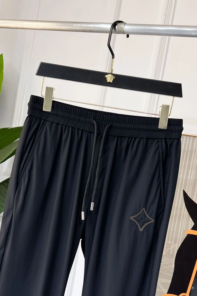 Versatile Louis Vuitton Long Pants 133995
