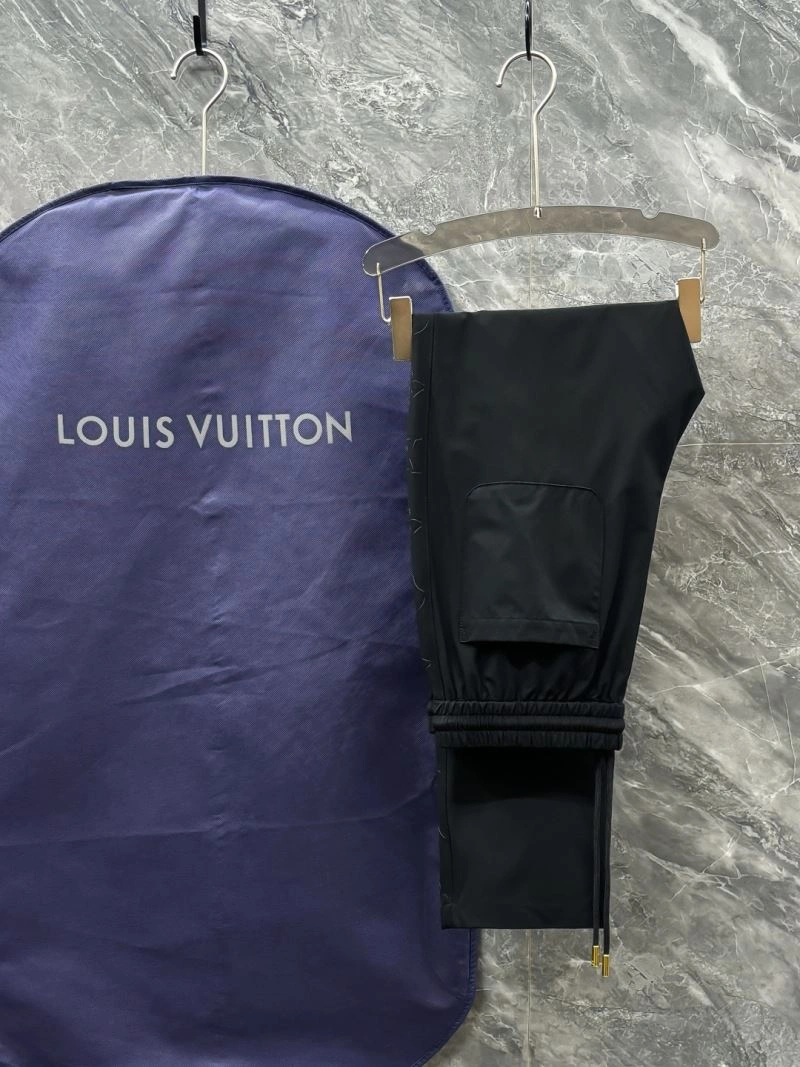 Timeless Louis Vuitton Long Pants 133977
