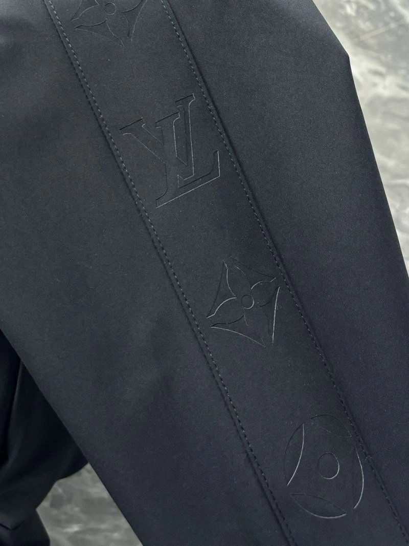 Timeless Louis Vuitton Long Pants 133977