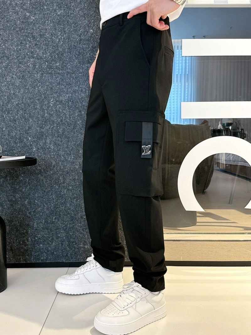 Functional Louis Vuitton Long Pants 133966