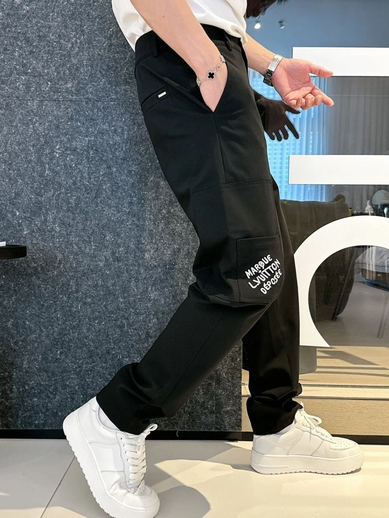 Functional Louis Vuitton Long Pants 133966