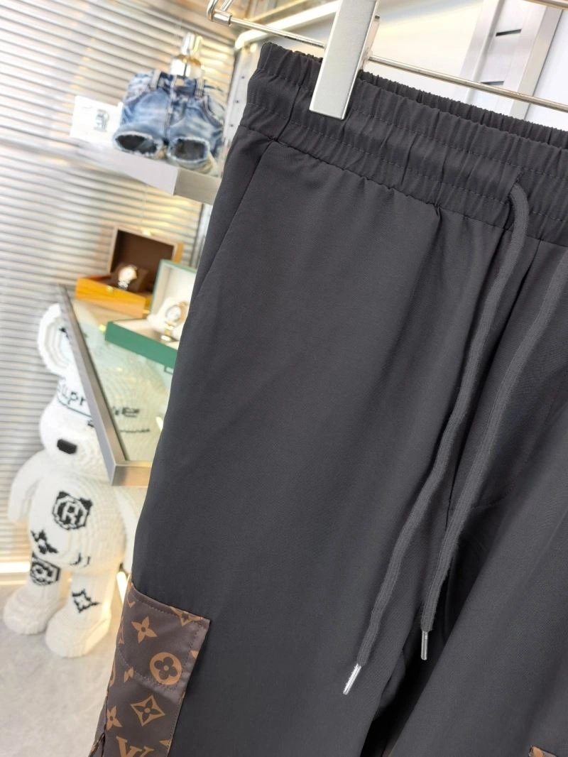 WaterResistant Louis Vuitton Long Pants 133047