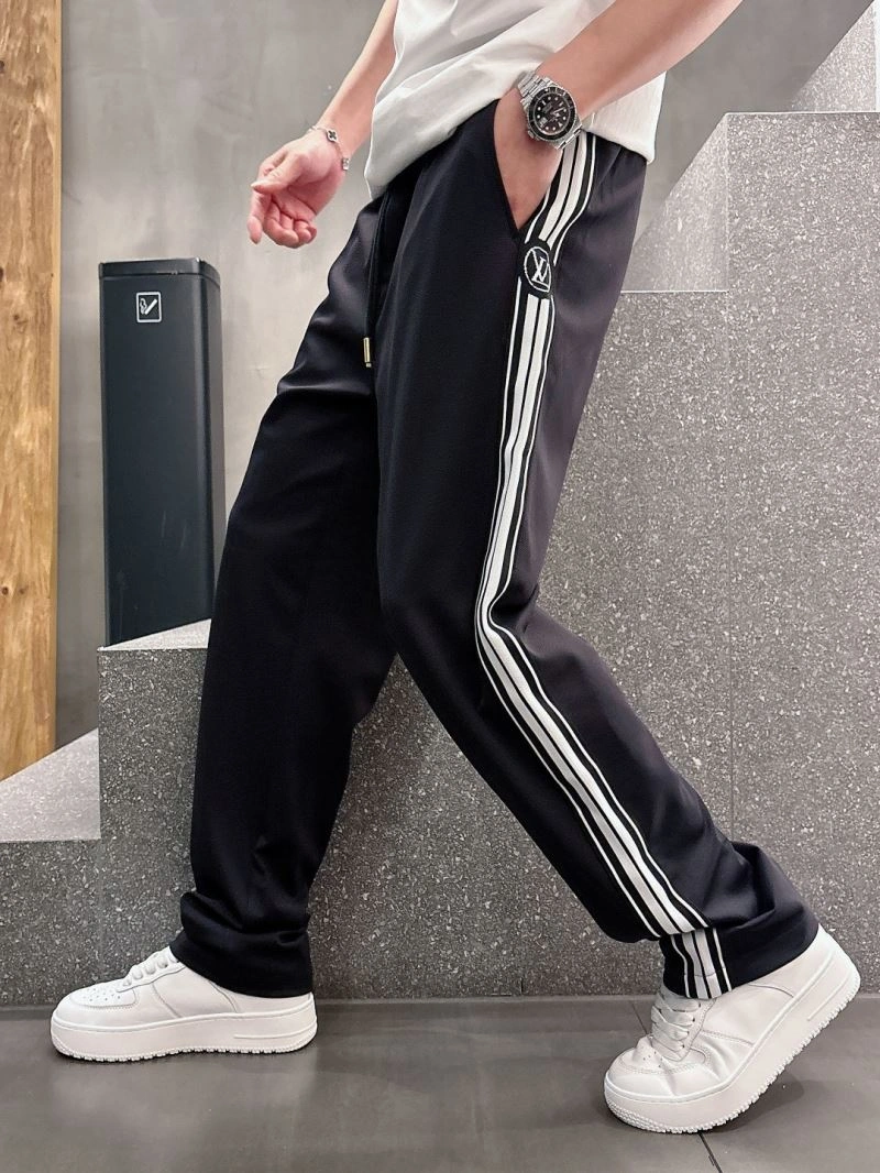 Louis Vuitton Long Pants Sleek 133101
