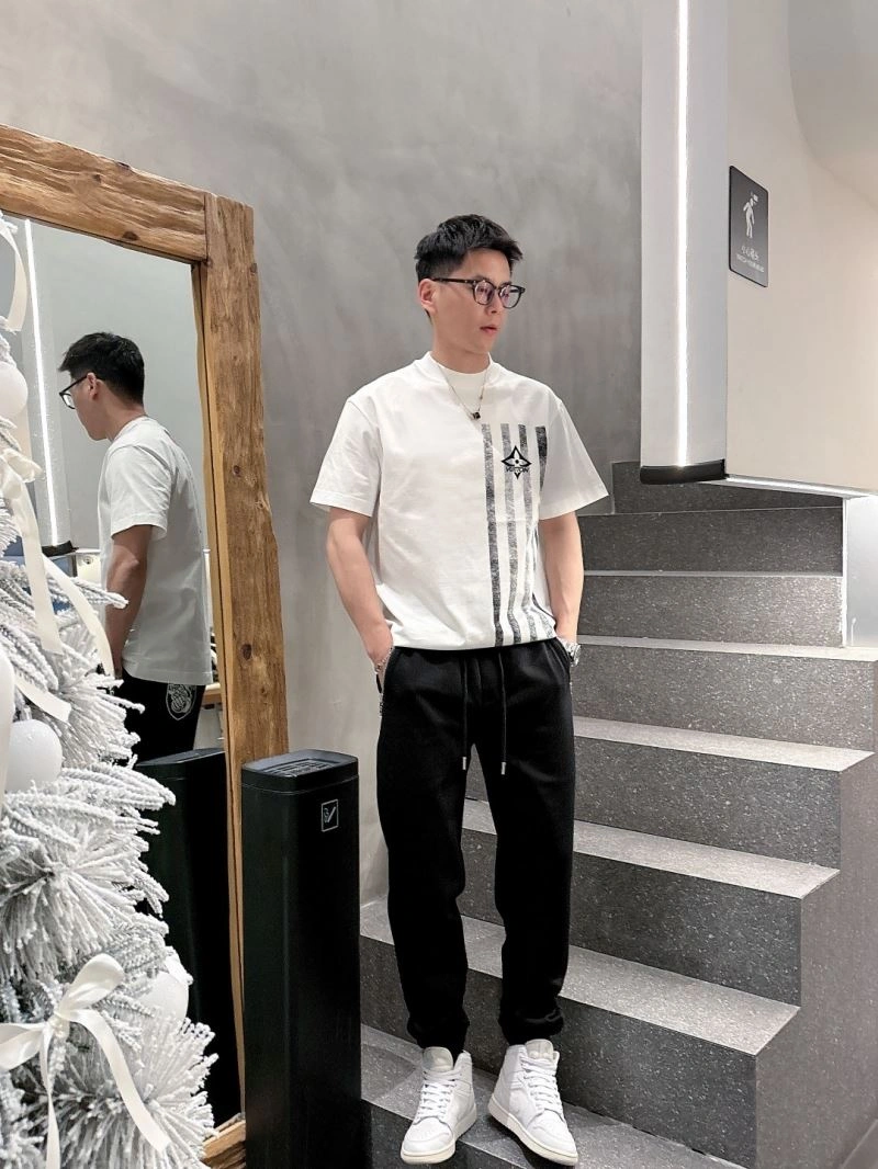 Snug Louis Vuitton Long Pants 133049