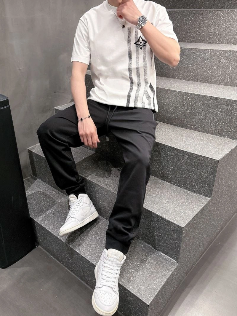 Snug Louis Vuitton Long Pants 133049