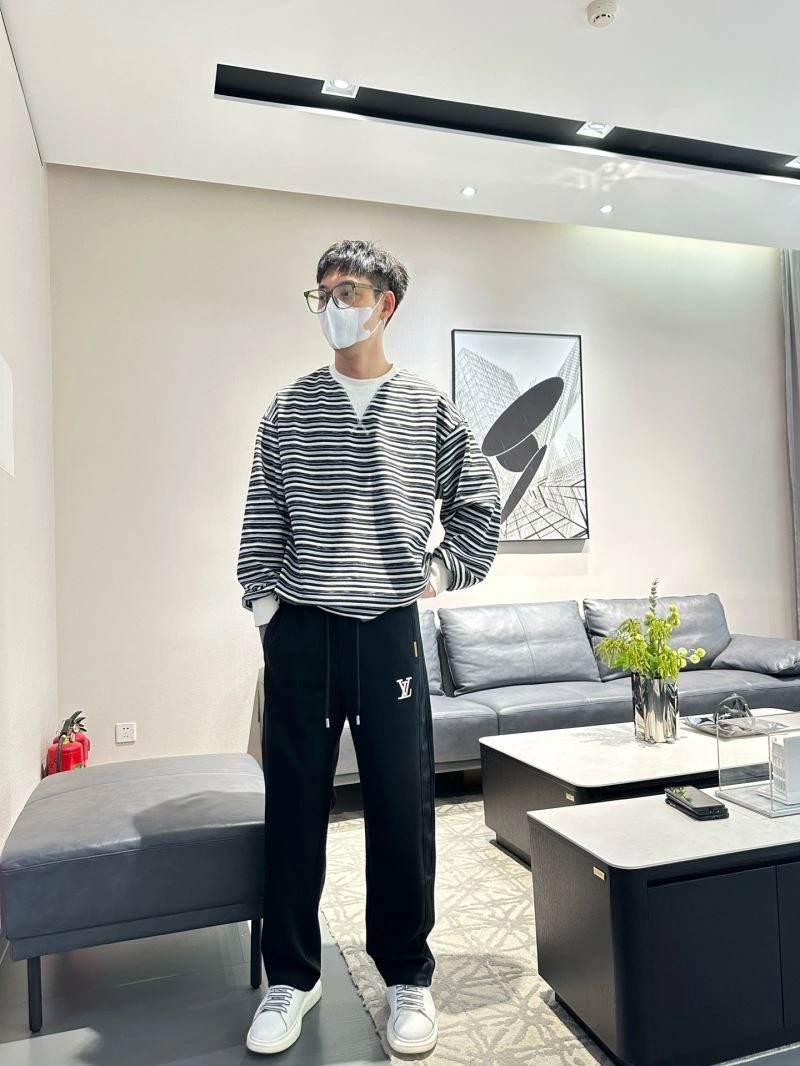 Louis Vuitton Long Pants UrbanStyle 133030