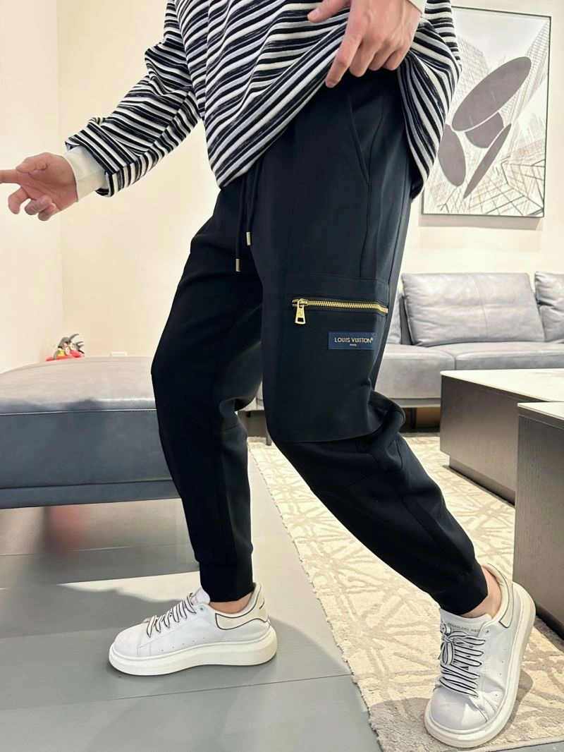 NewStyle Louis Vuitton Long Pants 133026
