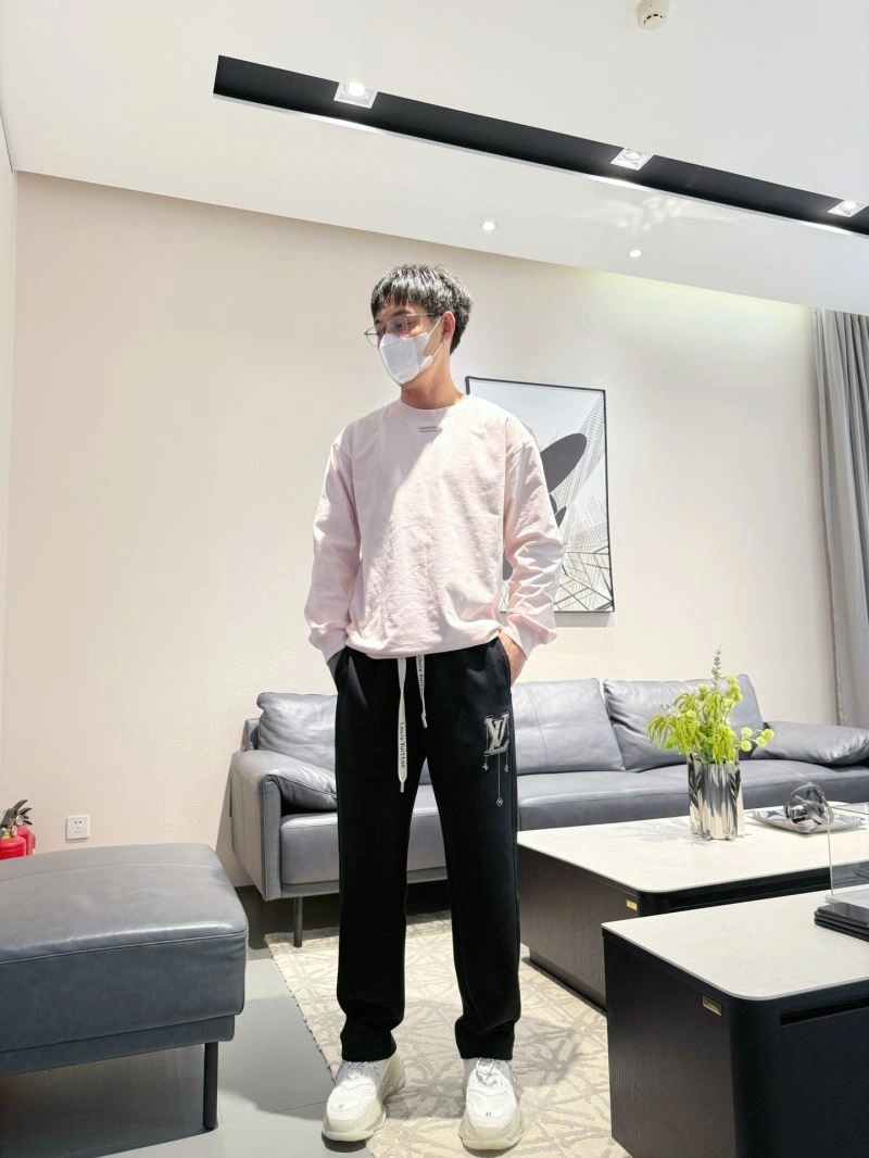 Louis Vuitton Long Pants MultiPurpose 133028