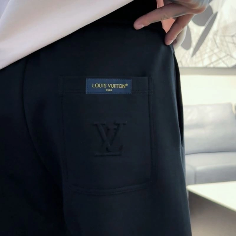Louis Vuitton Long Pants MultiPurpose 133028