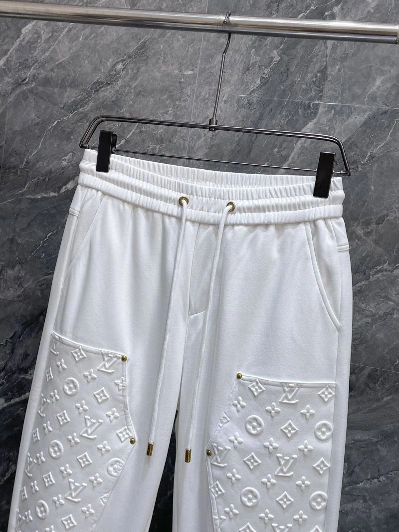 Effortless Louis Vuitton Long Pants 133015