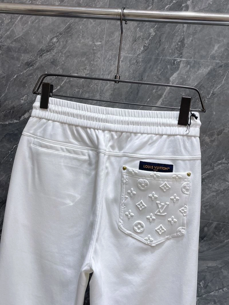 Effortless Louis Vuitton Long Pants 133015