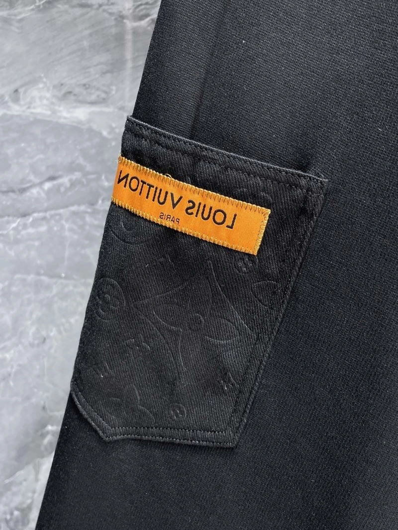 Louis Vuitton Long Pants Sleek 132989