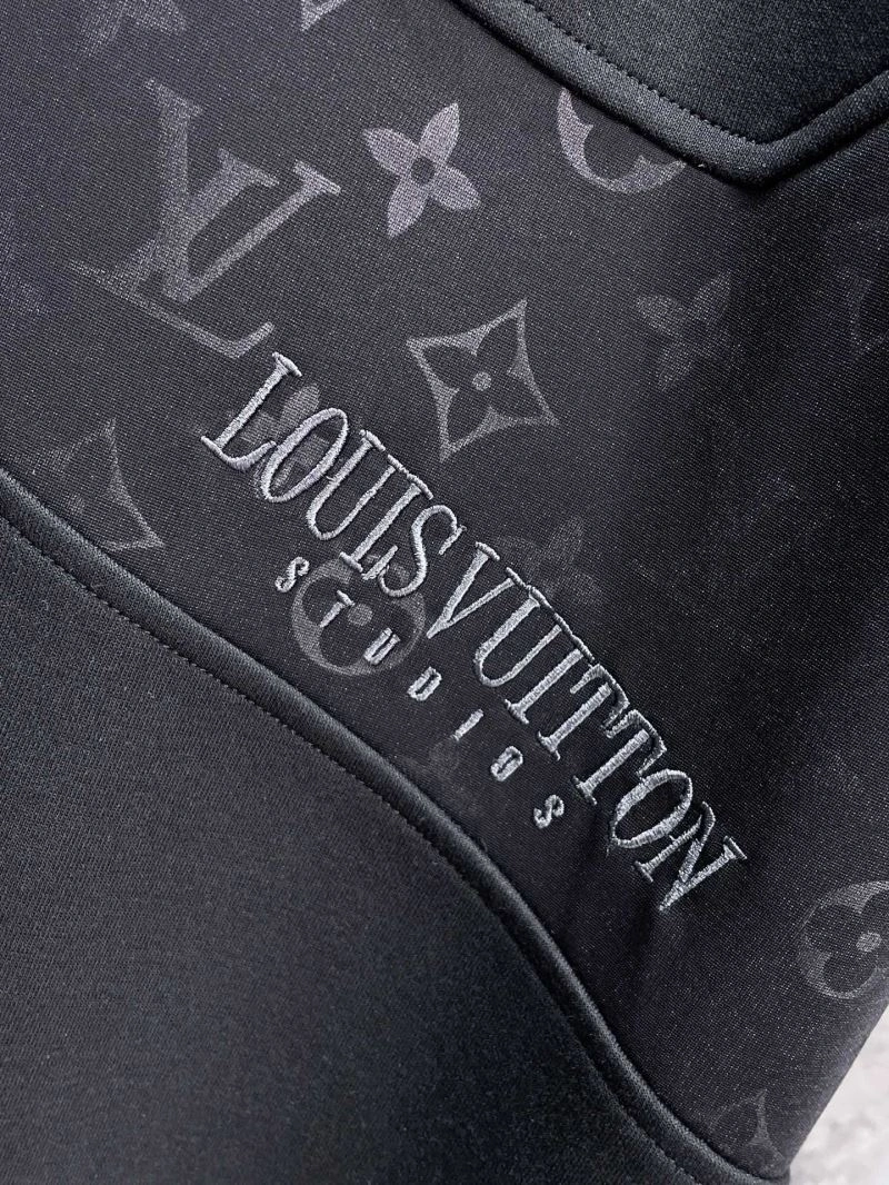 Stylish Louis Vuitton Long Pants 132998