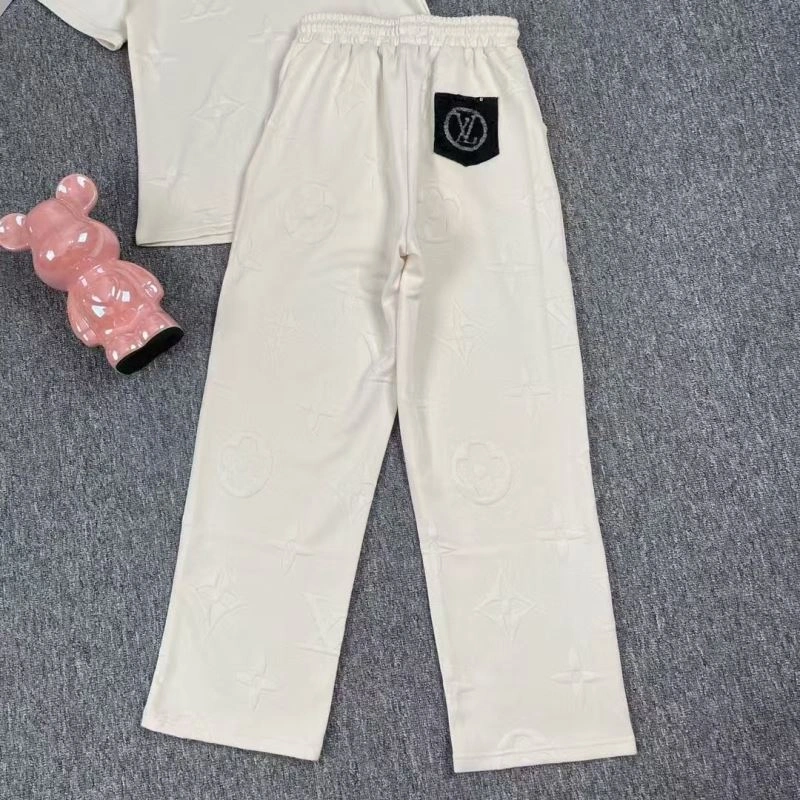 TechFriendly Louis Vuitton Long Suits 138831
