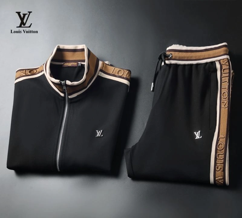 Effortless Louis Vuitton Long Suits 139131