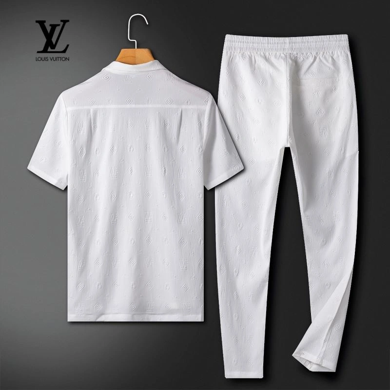 Minimalist Louis Vuitton Long Suits 131993