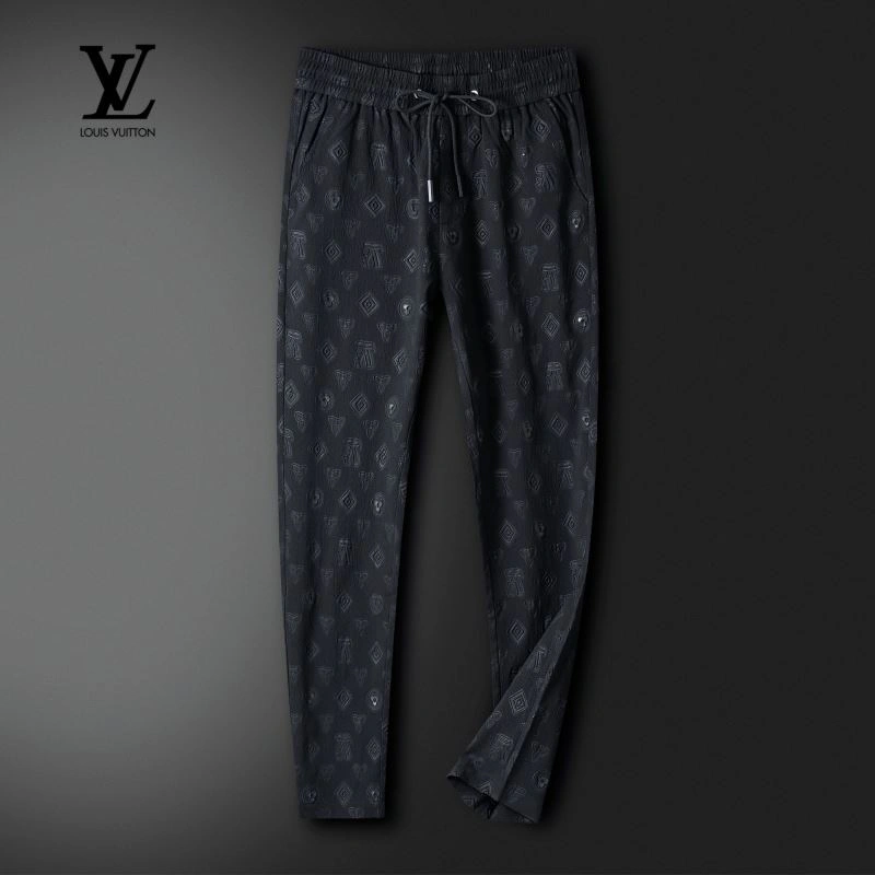 Minimalist Louis Vuitton Long Suits 131993