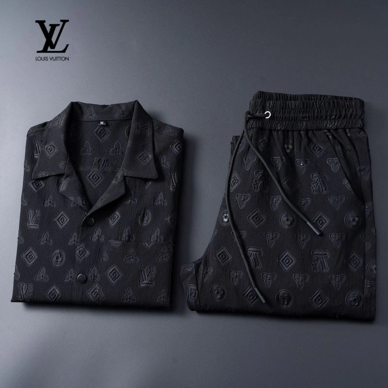 Minimalist Louis Vuitton Long Suits 131993
