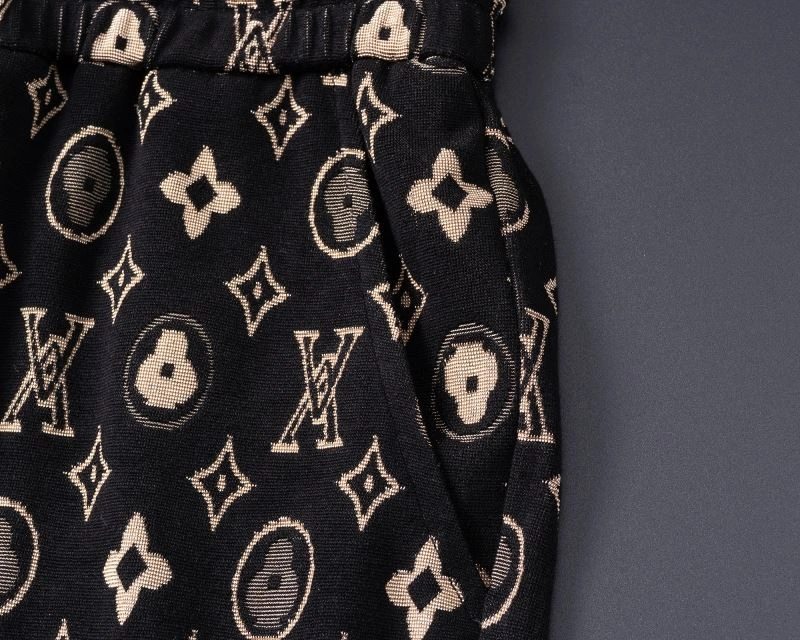 Trendy Louis Vuitton Long Suits 131977