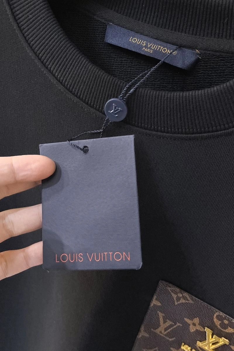 Louis Vuitton Long Suits Affordable 139104