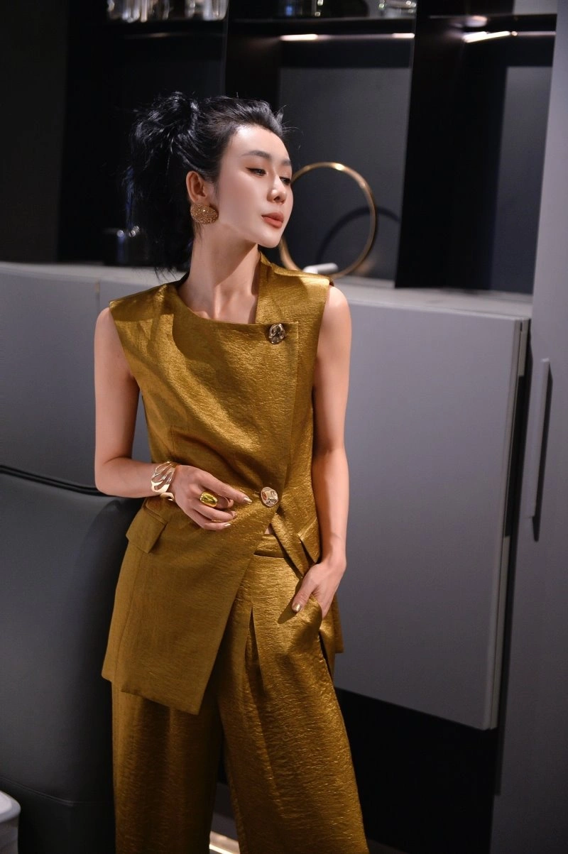 Louis Vuitton Long Suits SportInspired 131074