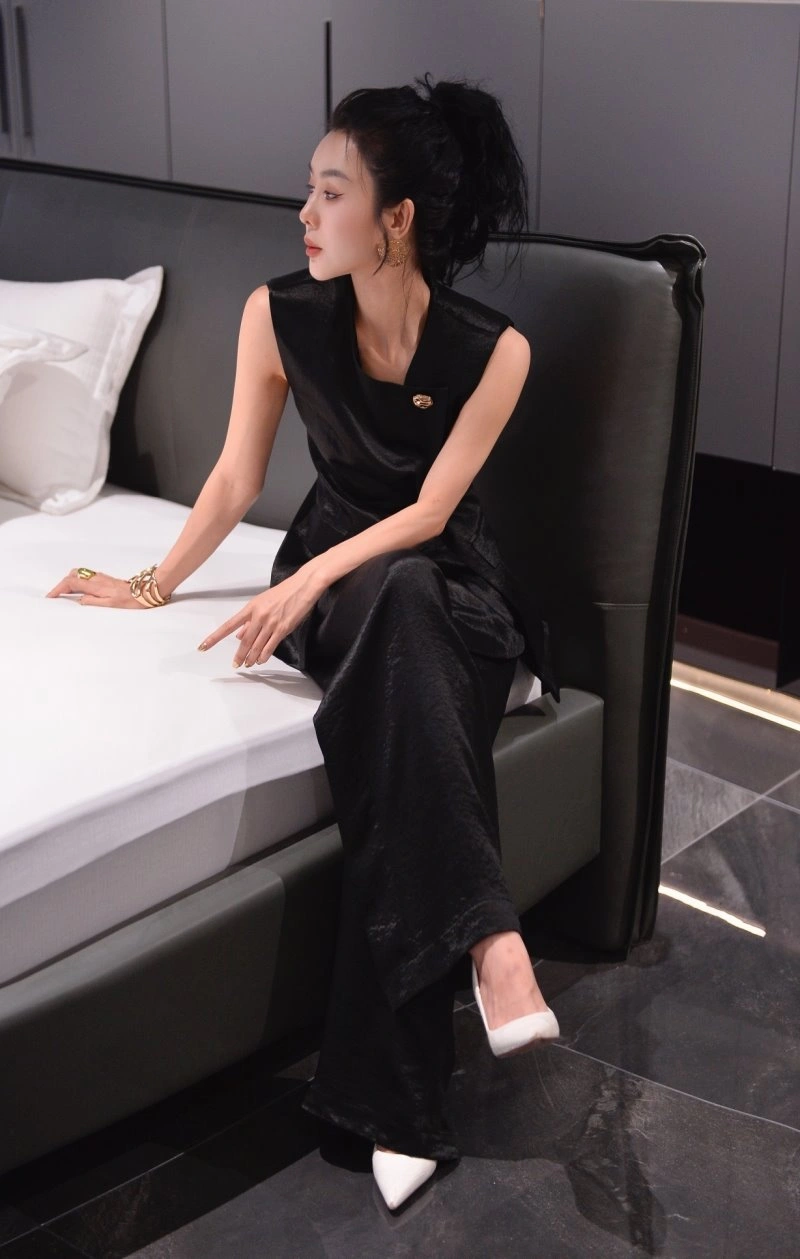 WaterResistant Louis Vuitton Long Suits 131078