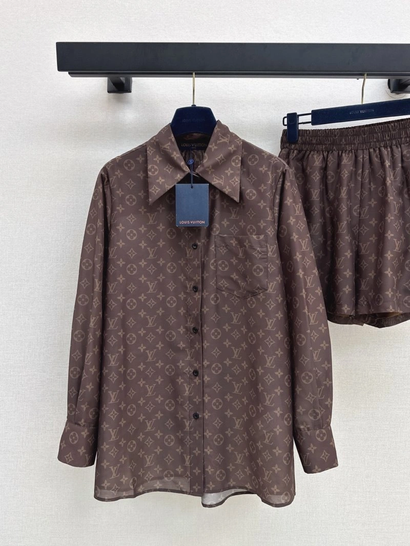 Louis Vuitton Long Suits Breathable 130755