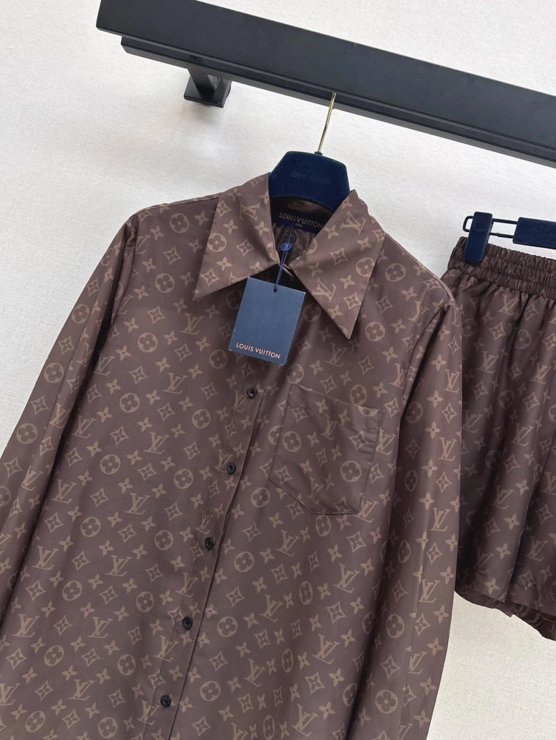 Louis Vuitton Long Suits Breathable 130755