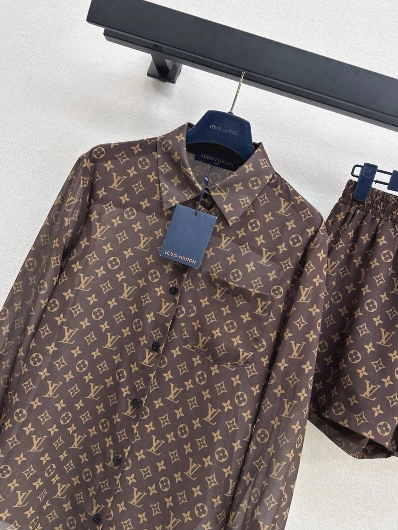 Louis Vuitton Long Suits GoAnywhere 130752