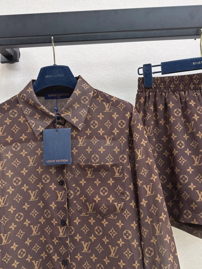Louis Vuitton Long Suits GoAnywhere 130752