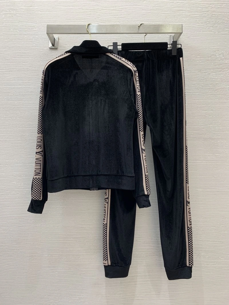 Louis Vuitton Long Suits GoAnywhere 130749