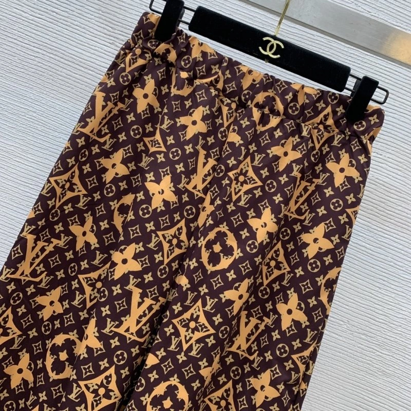 HighPerformance Louis Vuitton Long Suits 130748