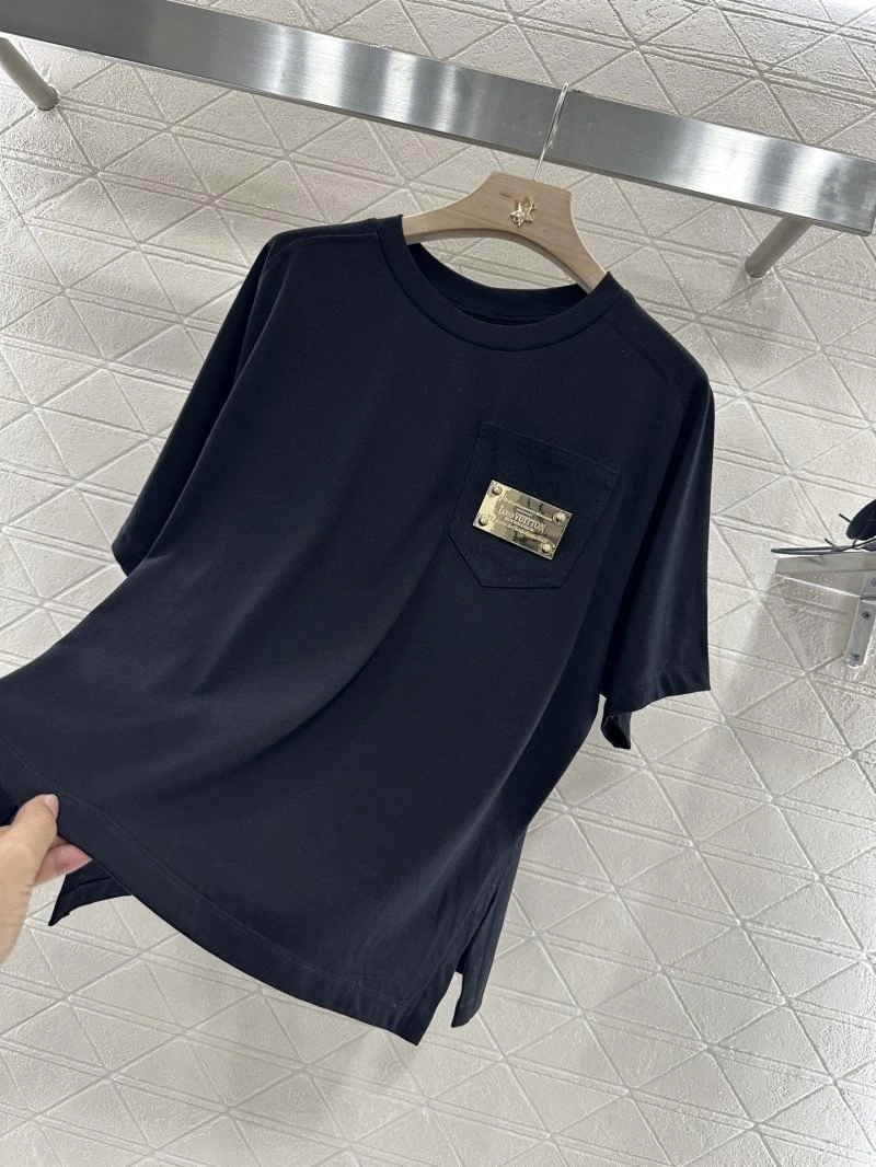 Louis Vuitton Long Suits Sleek 131399