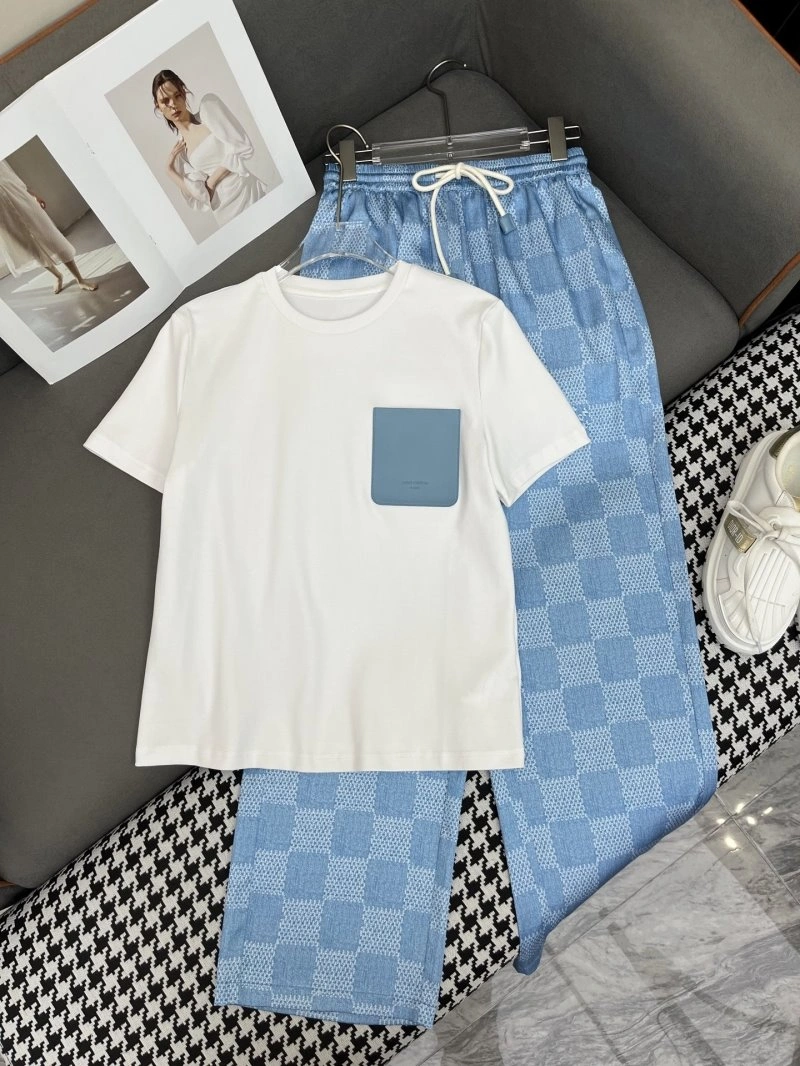 Supportive Louis Vuitton Long Suits 131395