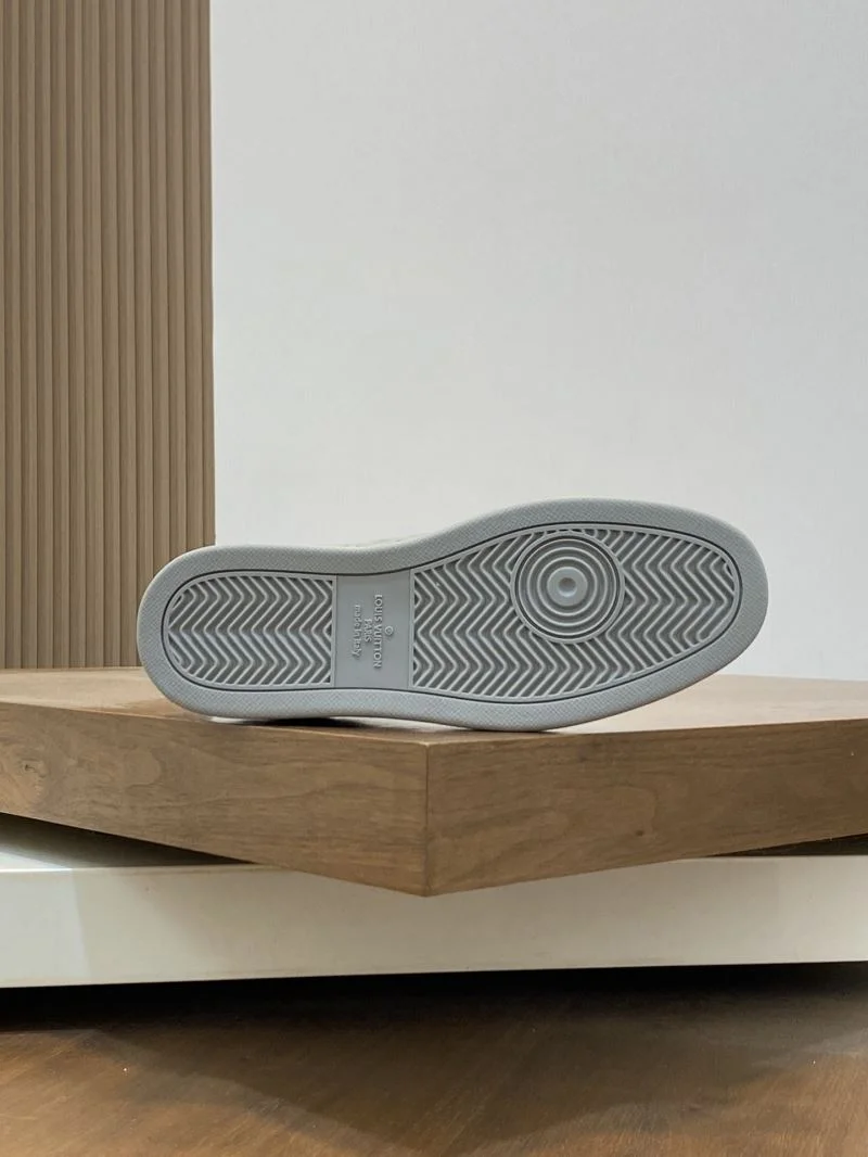 Louis Vuitton Low Shoes FastDry 30808