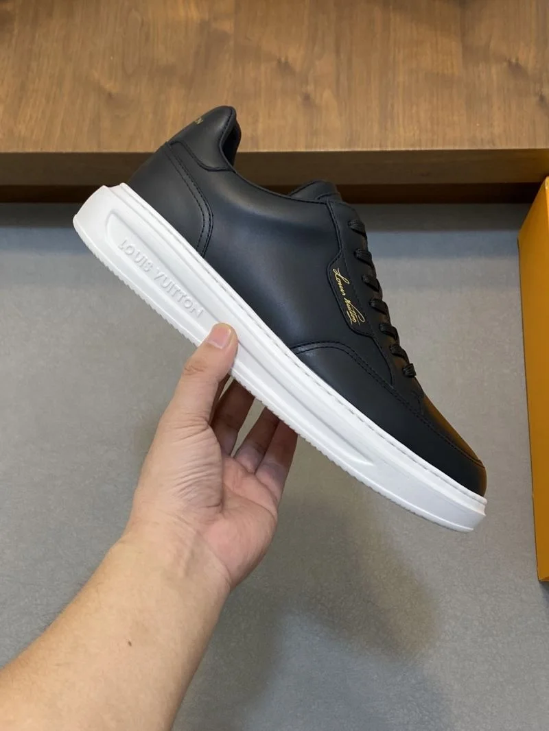 Louis Vuitton Low Shoes DailyWear 30803