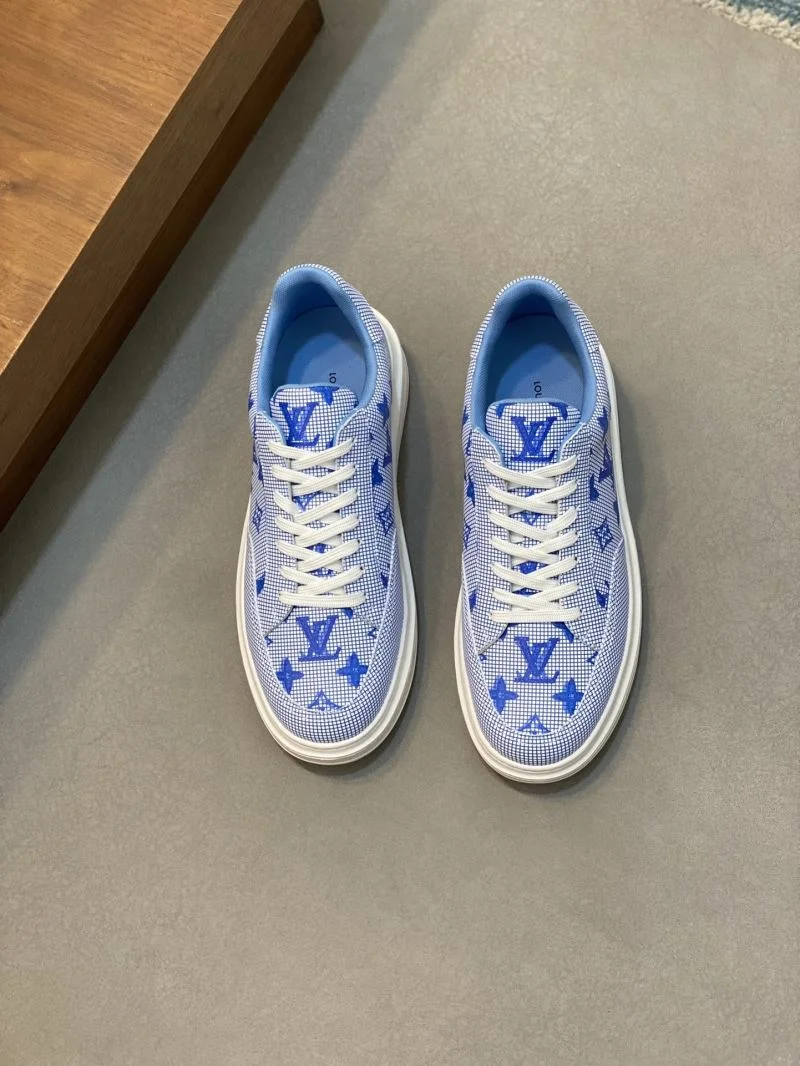 Sleek Louis Vuitton Low Shoes 30798