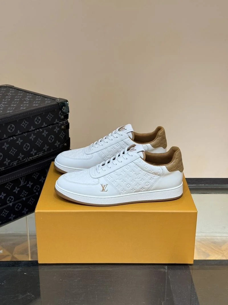 Louis Vuitton Low Shoes Bold 30816