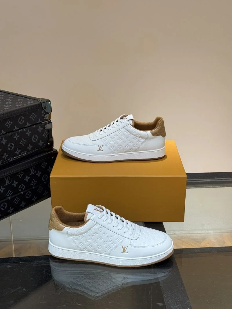 Louis Vuitton Low Shoes Bold 30816